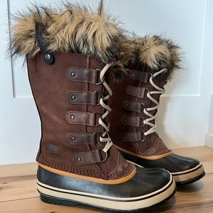 Sorel Joan of Arctic size 7
